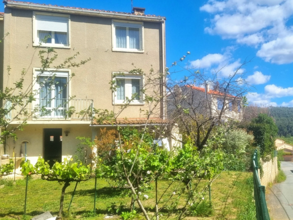 Maison à vendre à Bize-Minervois avec jardin et garage - 100 m²