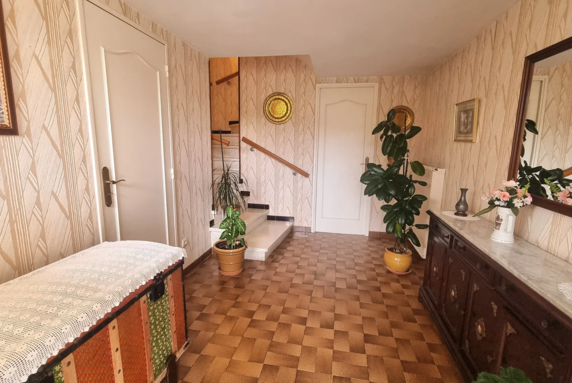 Maison à vendre à Bize-Minervois avec jardin et garage - 100 m² 