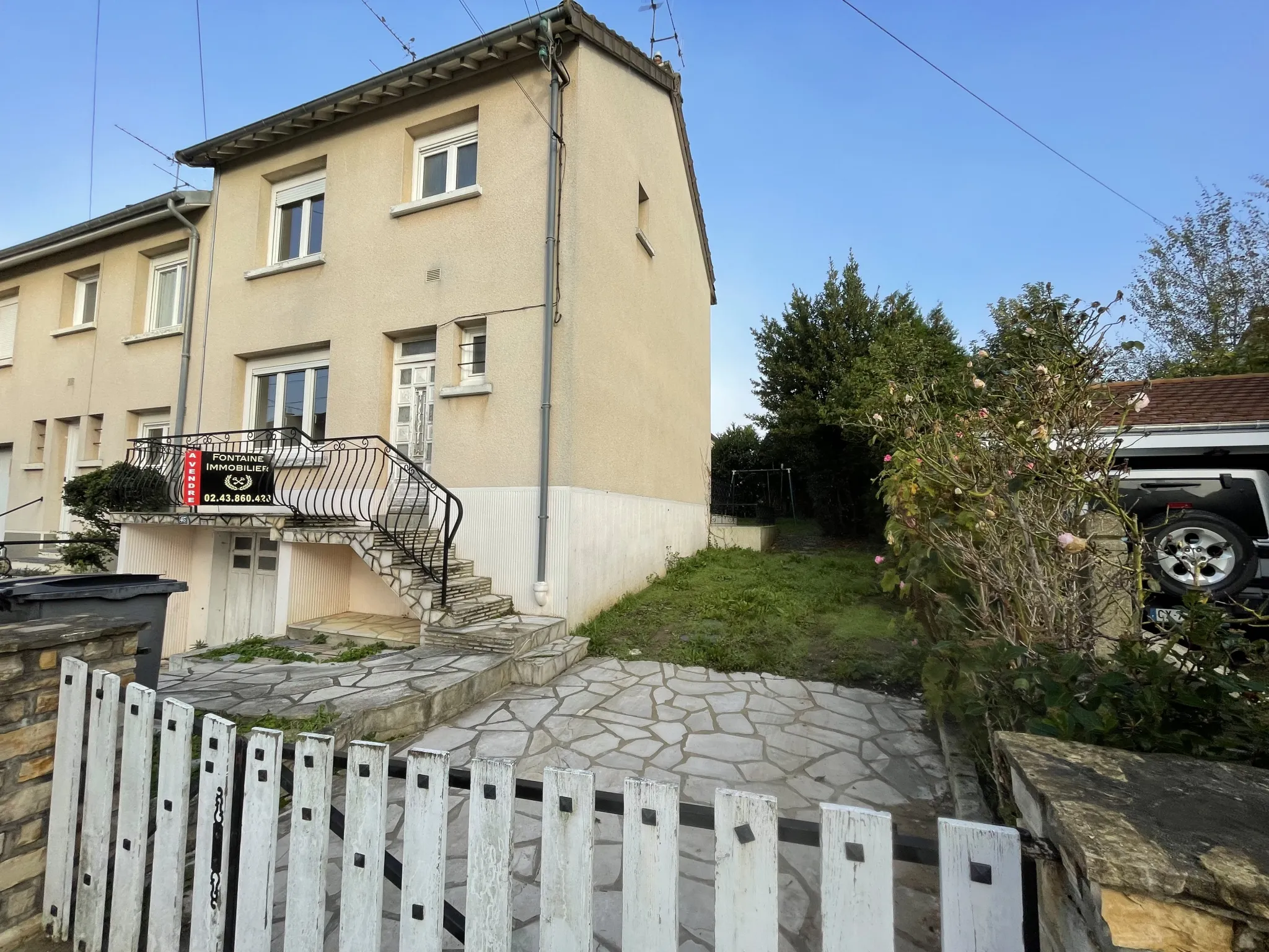 Maison à vendre au Mans, secteur Prémartine avec 3 chambres et jardin 