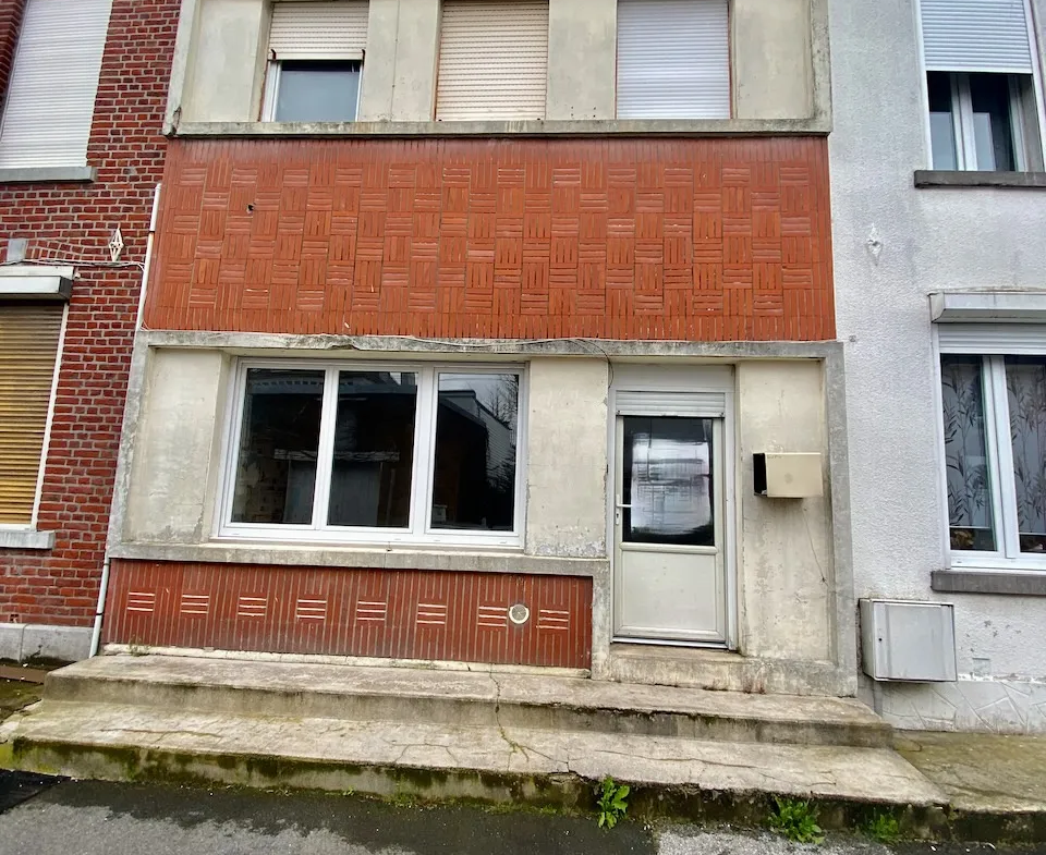 Maison en briques à rénover à Maubeuge 