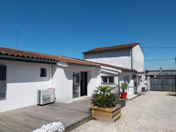 Charmante maison avec jardin à Chateaubernard