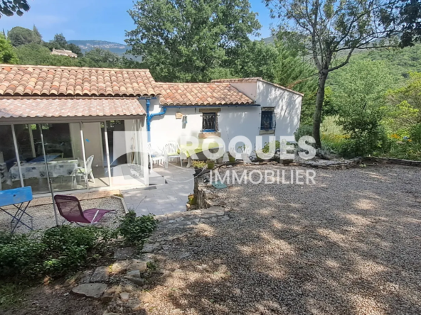 Maison de type Mas à Fozieres avec piscine et terrain de 7605 m²