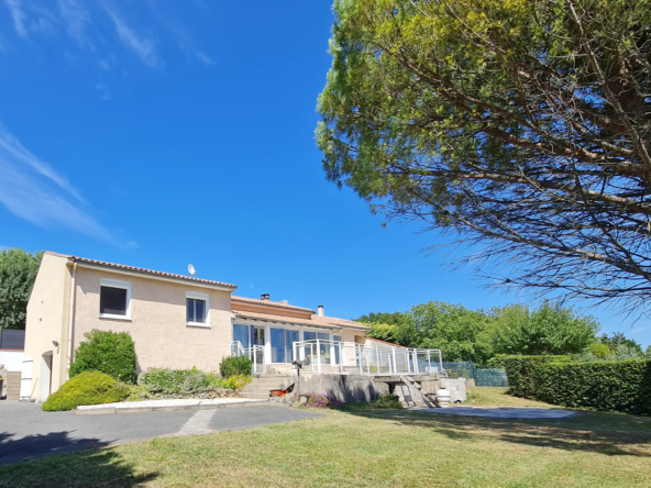 Maison avec vue à vendre à Navès