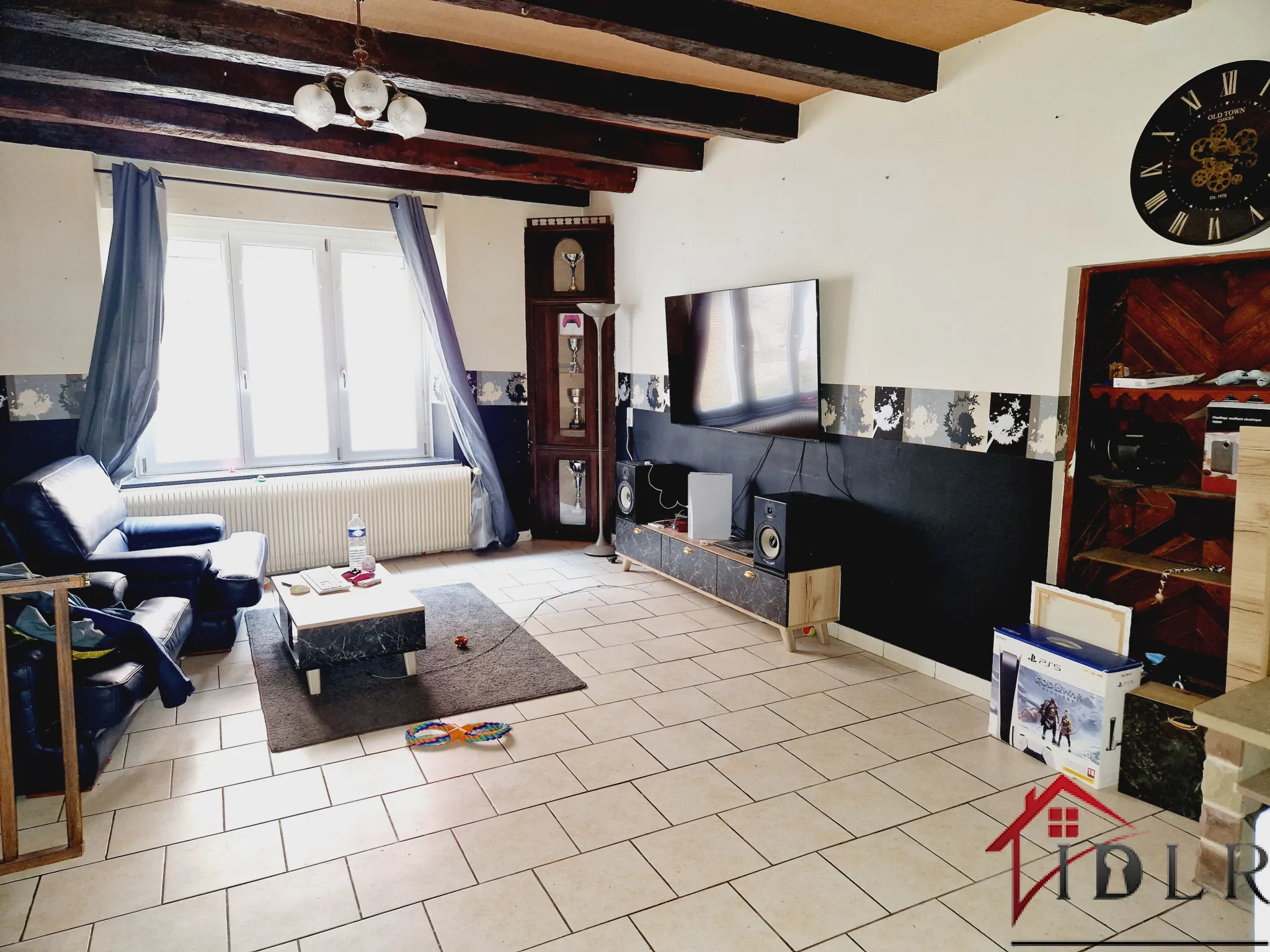 À vendre : Maison de 137 m2 à Monthureux sur Saône avec jardin 