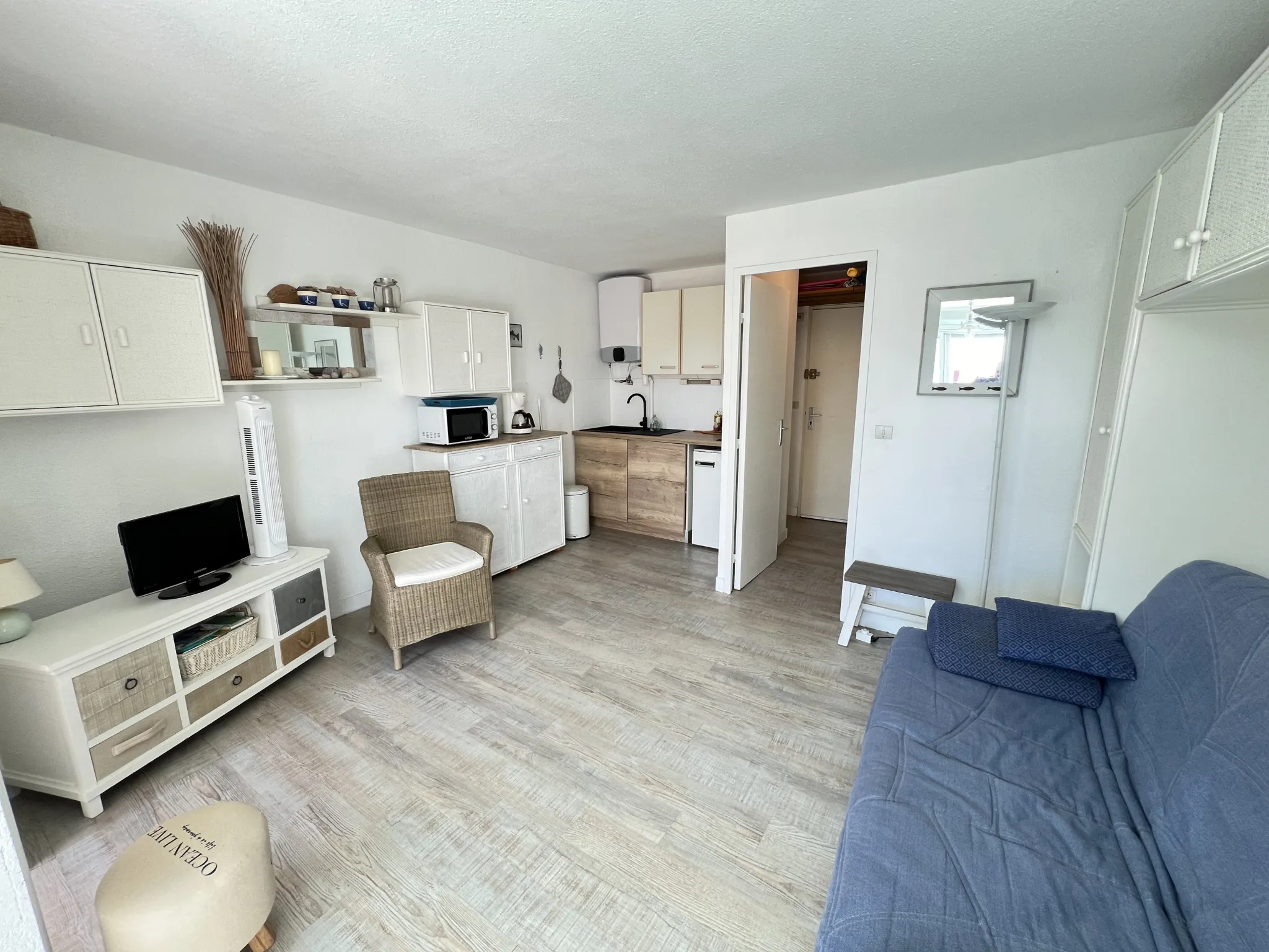 À vendre : Studio cabine lumineux au Cap d'Agde avec parking 