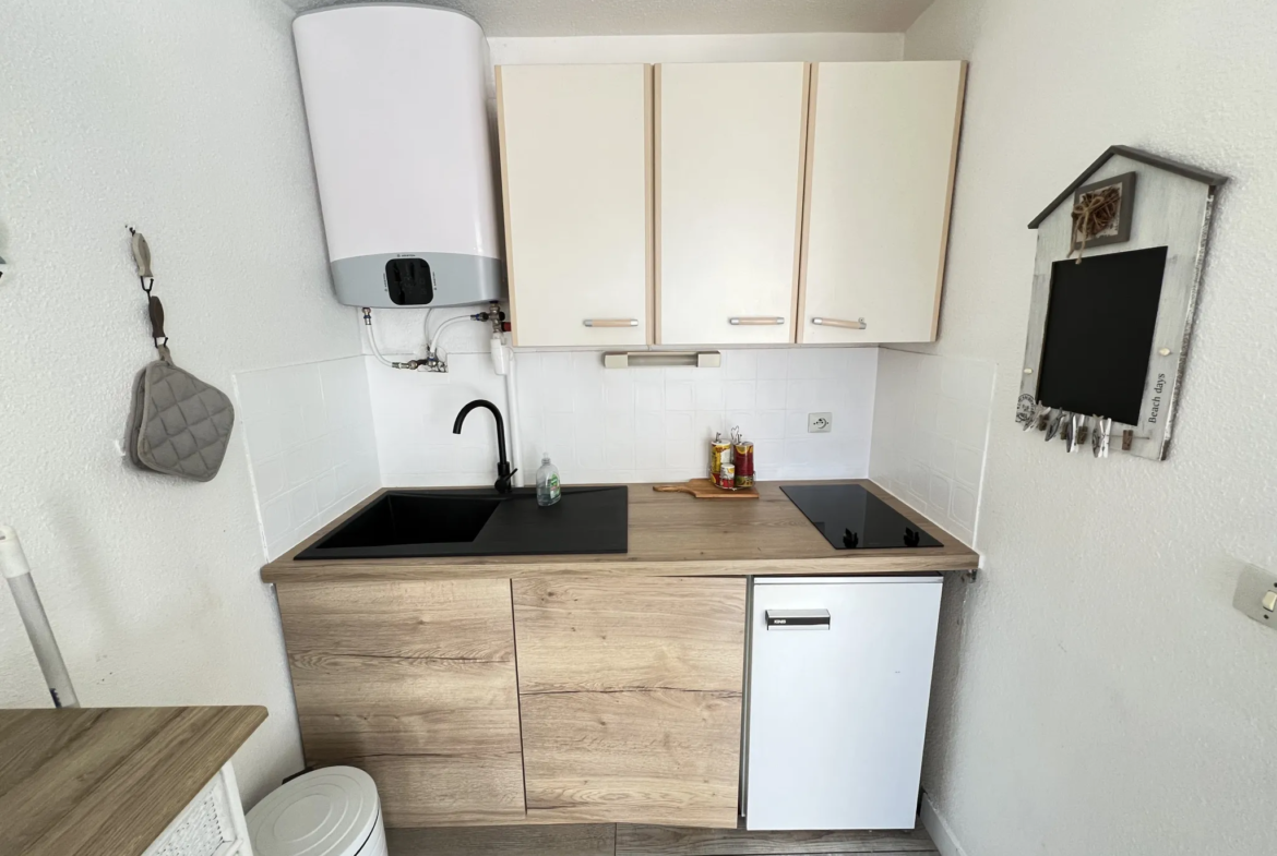 À vendre : Studio cabine lumineux au Cap d'Agde avec parking 