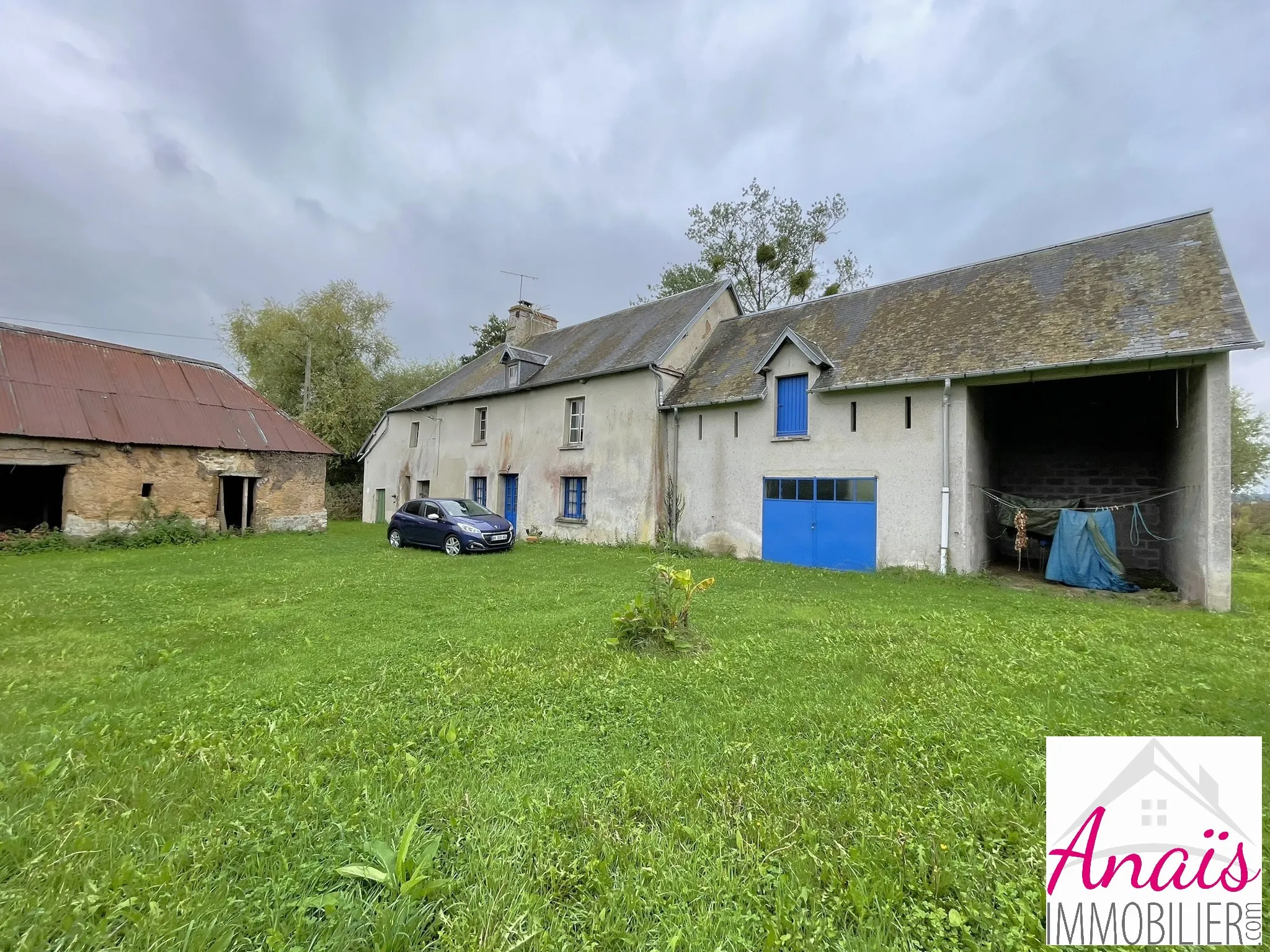 Maison ancienne à rénover à Tribehou 