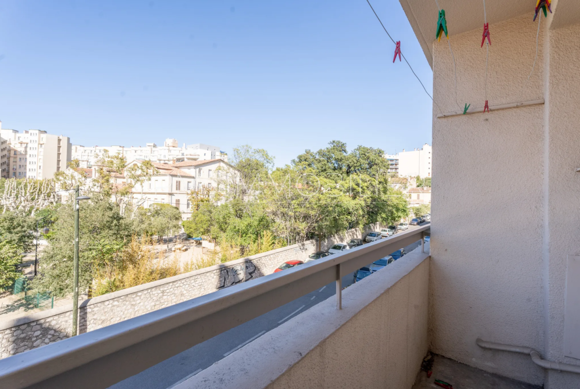 Appartement 3 pièces lumineux à vendre dans le quartier de la Blancarde, Marseille 