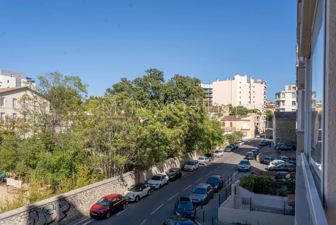 Appartement 3 pièces lumineux à vendre dans le quartier de la Blancarde, Marseille 