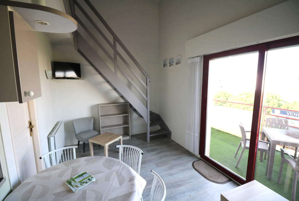 À vendre : Appartement T1bis en duplex à La Rochelle près des Minimes 