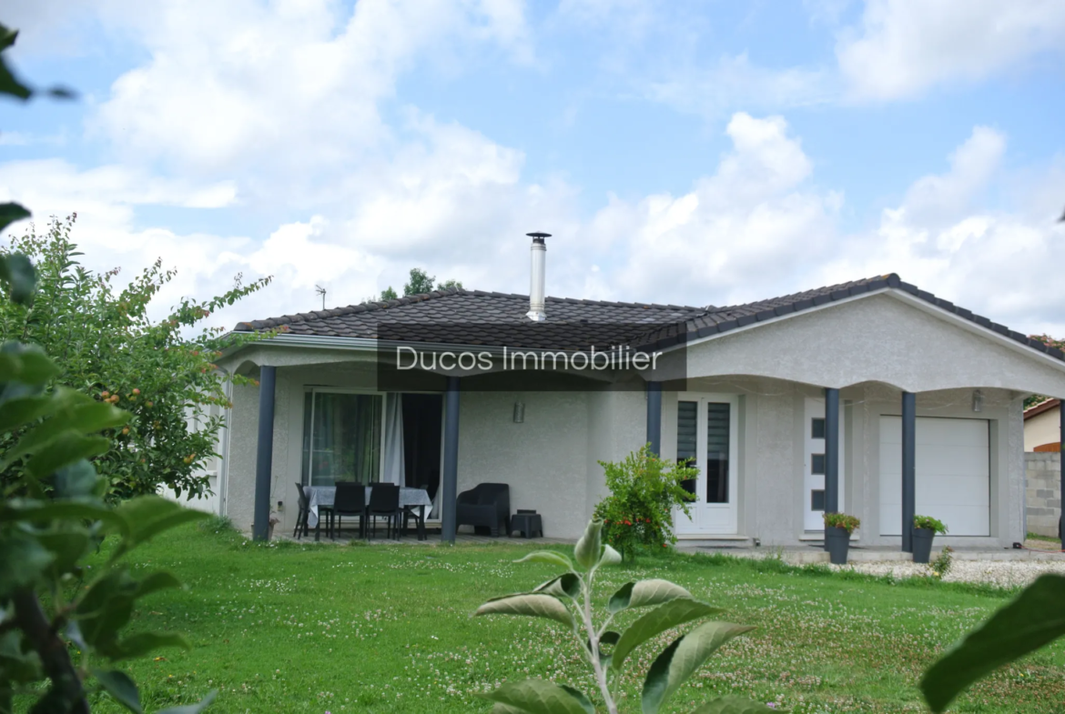 MAISON familiale moderne avec 4 chambres à Sainte Bazeille 