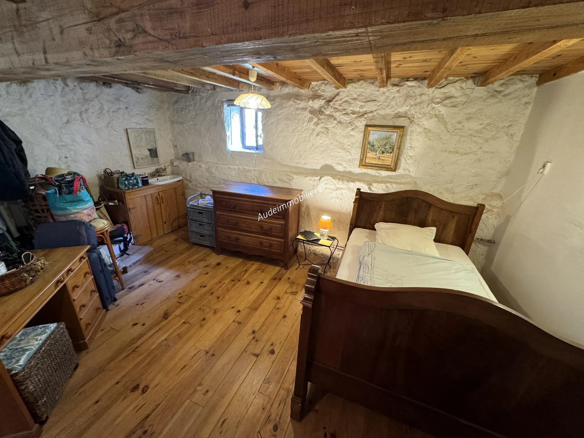 Maison de village en pierres avec jardin et terres à Limoux 