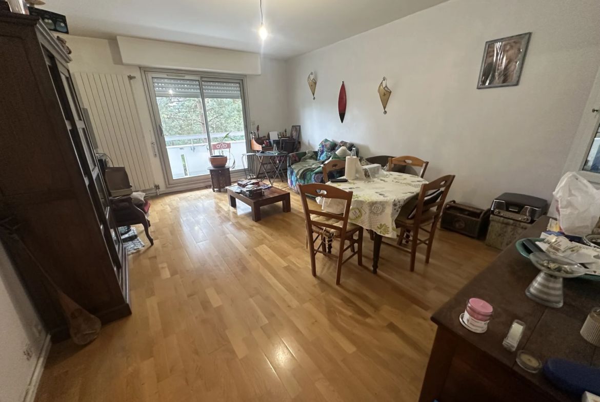 Appartement T3 avec parking à Bellerive sur Allier 