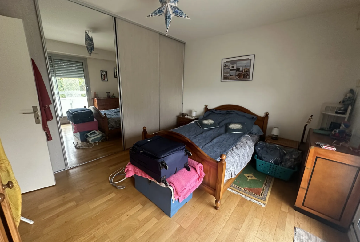 Appartement T3 avec parking à Bellerive sur Allier 