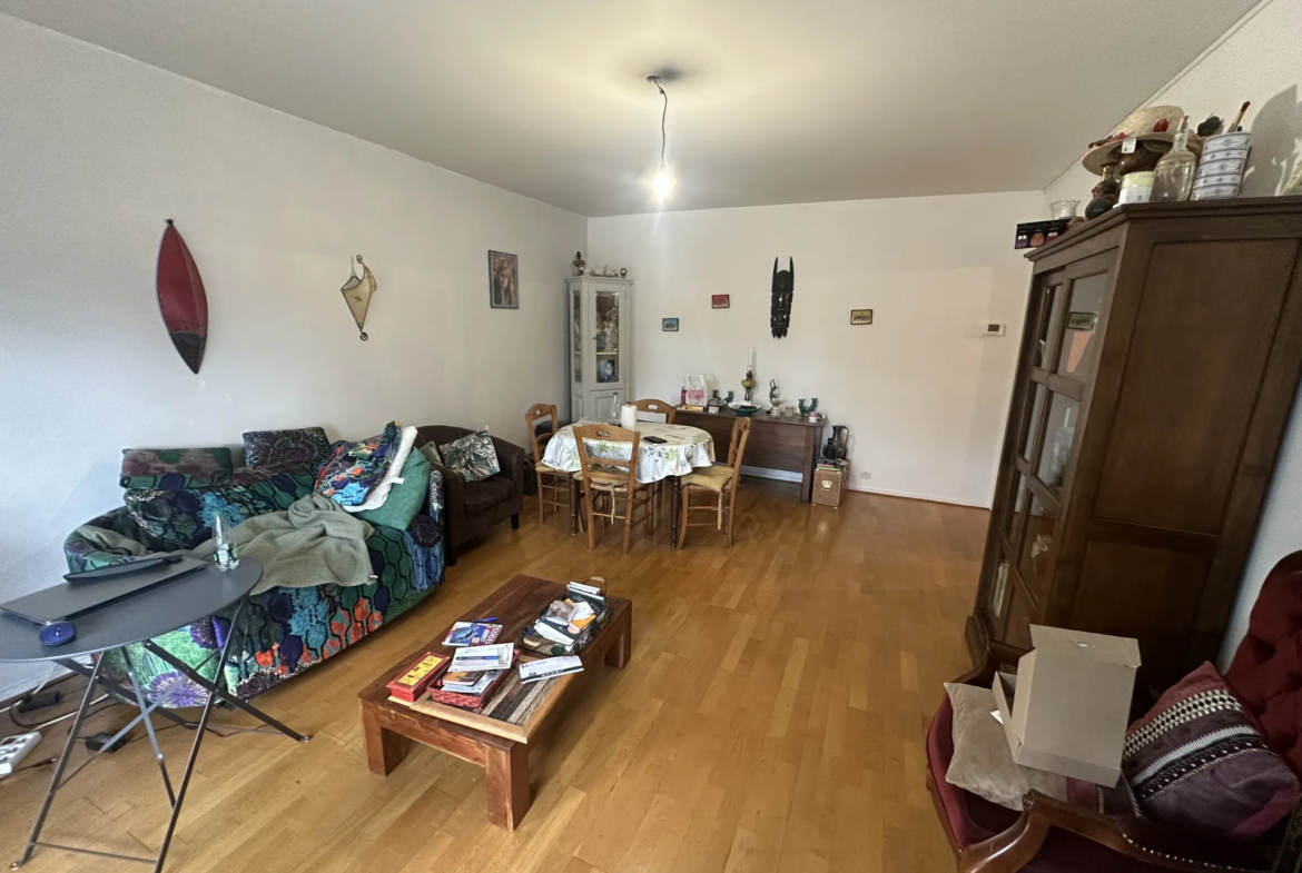 Appartement T3 avec parking à Bellerive sur Allier 