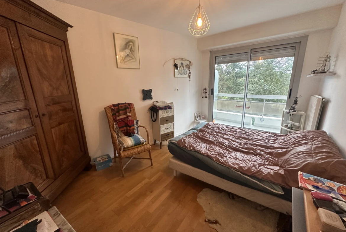 Appartement T3 avec parking à Bellerive sur Allier 