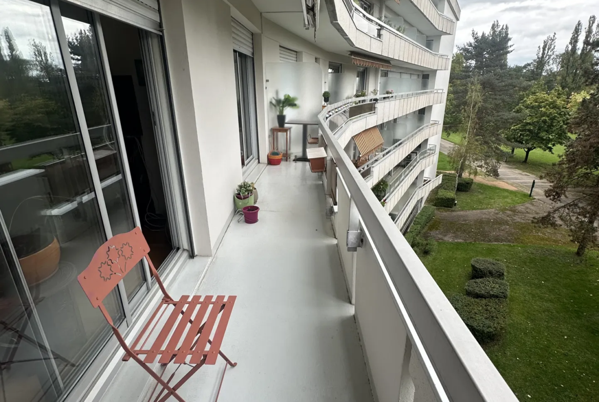 Appartement T3 avec parking à Bellerive sur Allier 