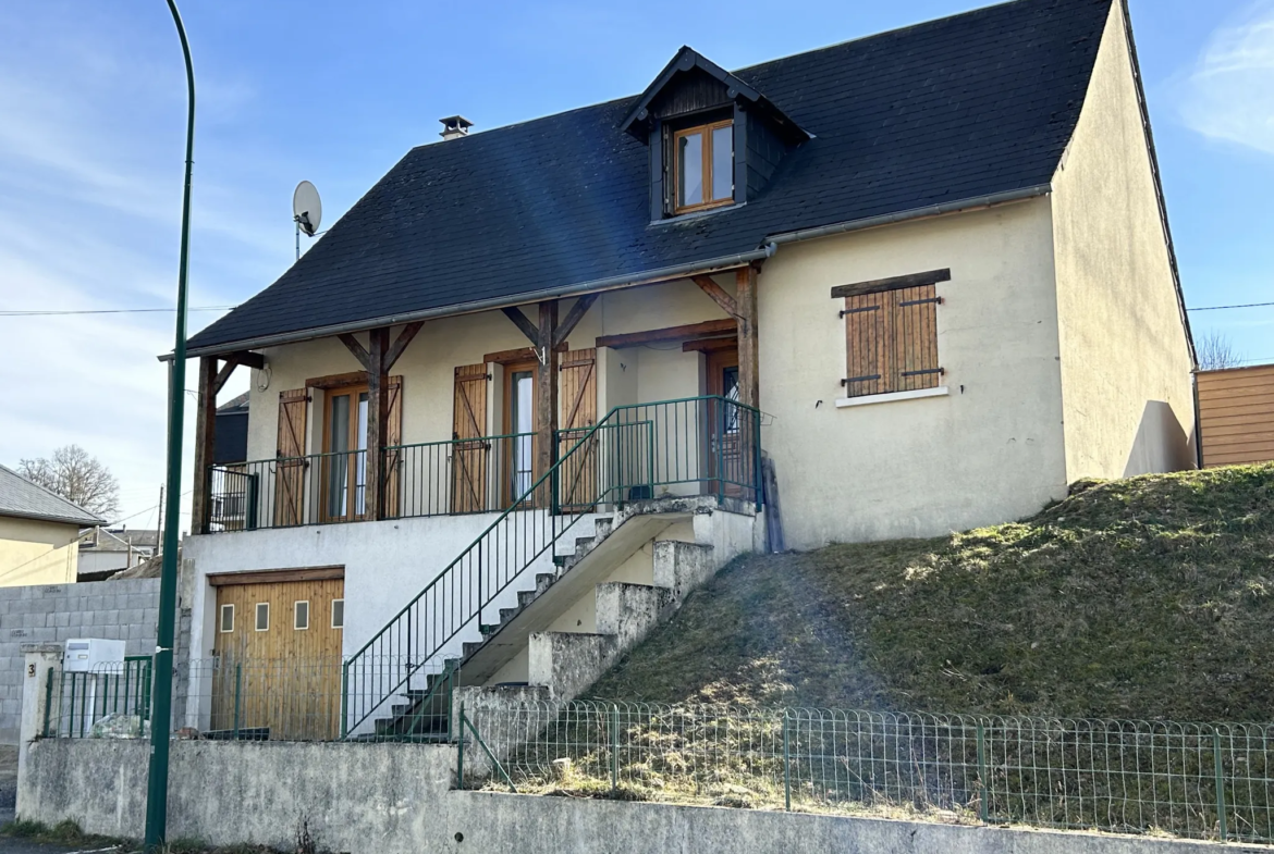 Charmante maison rénovée à Egletons en Corrèze 