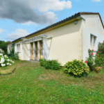 Maison de village à rénover à Orgedeuil