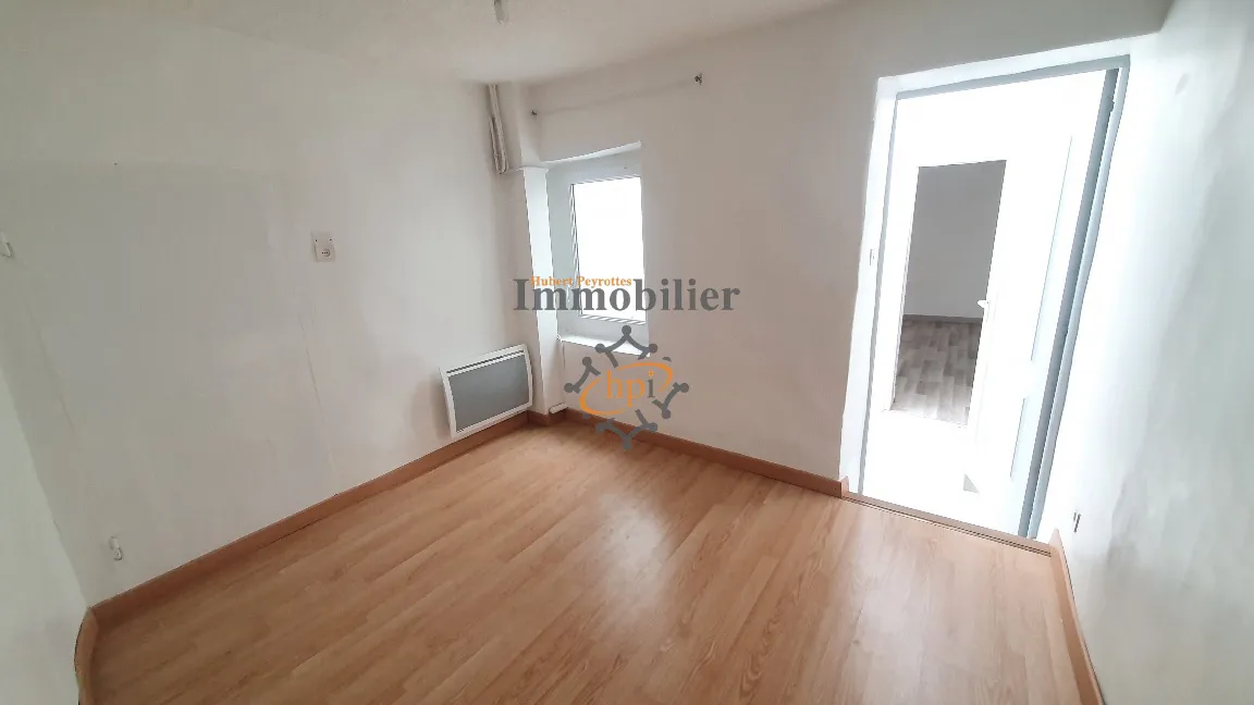 Appartement de type 2 bis à vendre à Saint Affrique 