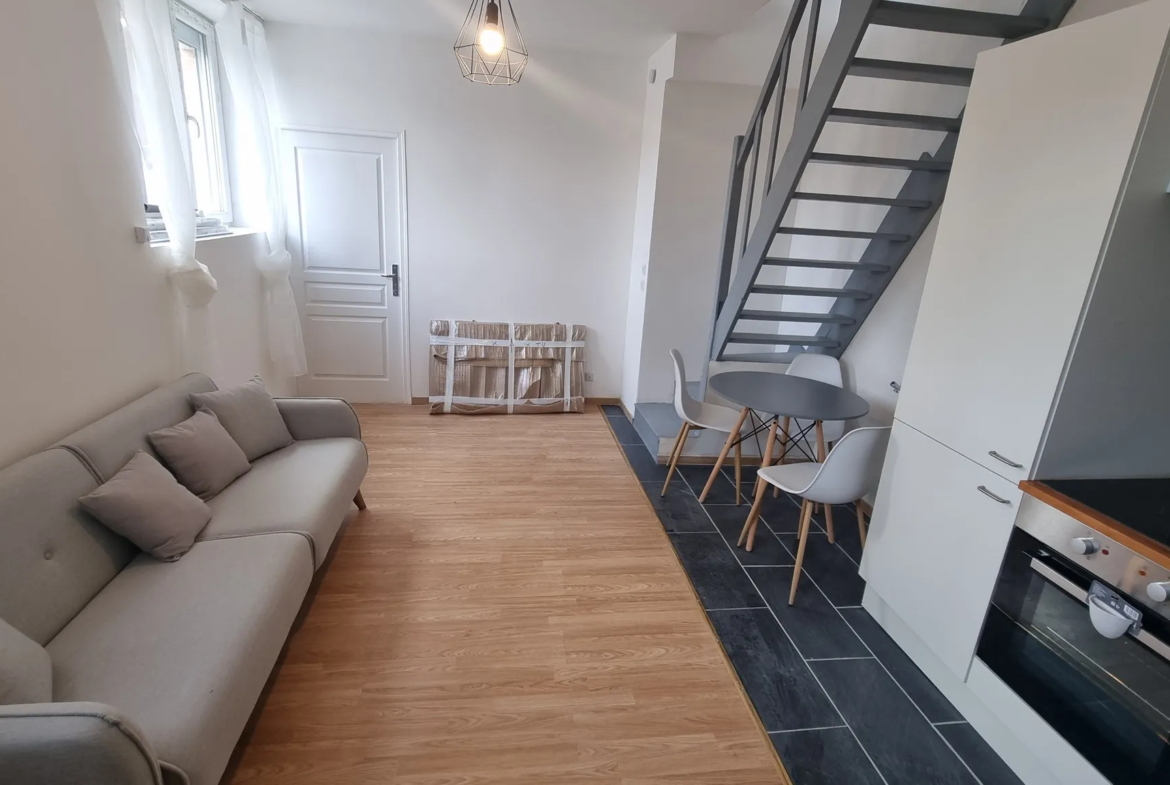 Appartement en duplex T4 à vendre à Roubaix pour 101 000 € 