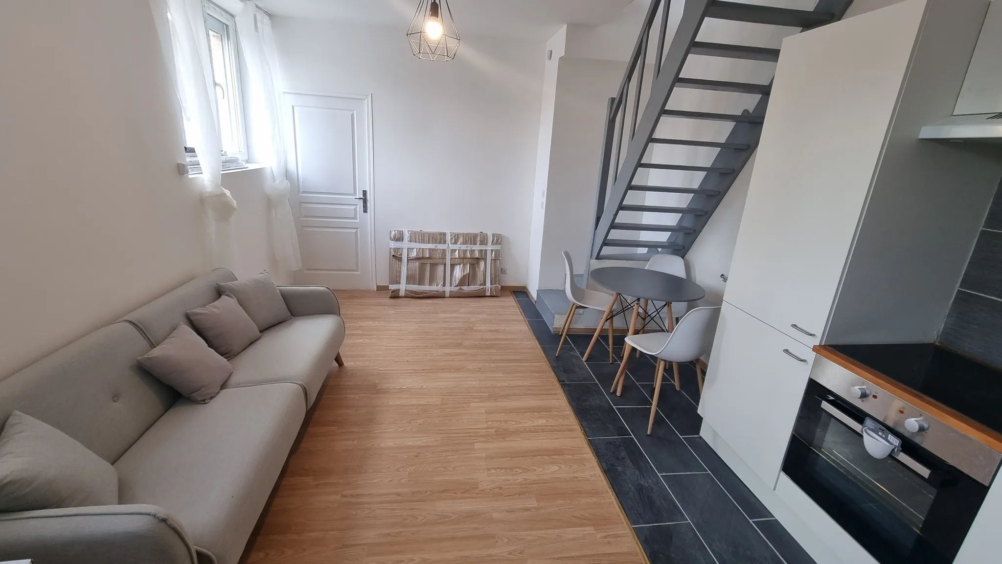 Appartement en duplex T4 à vendre à Roubaix pour 101 000 € 