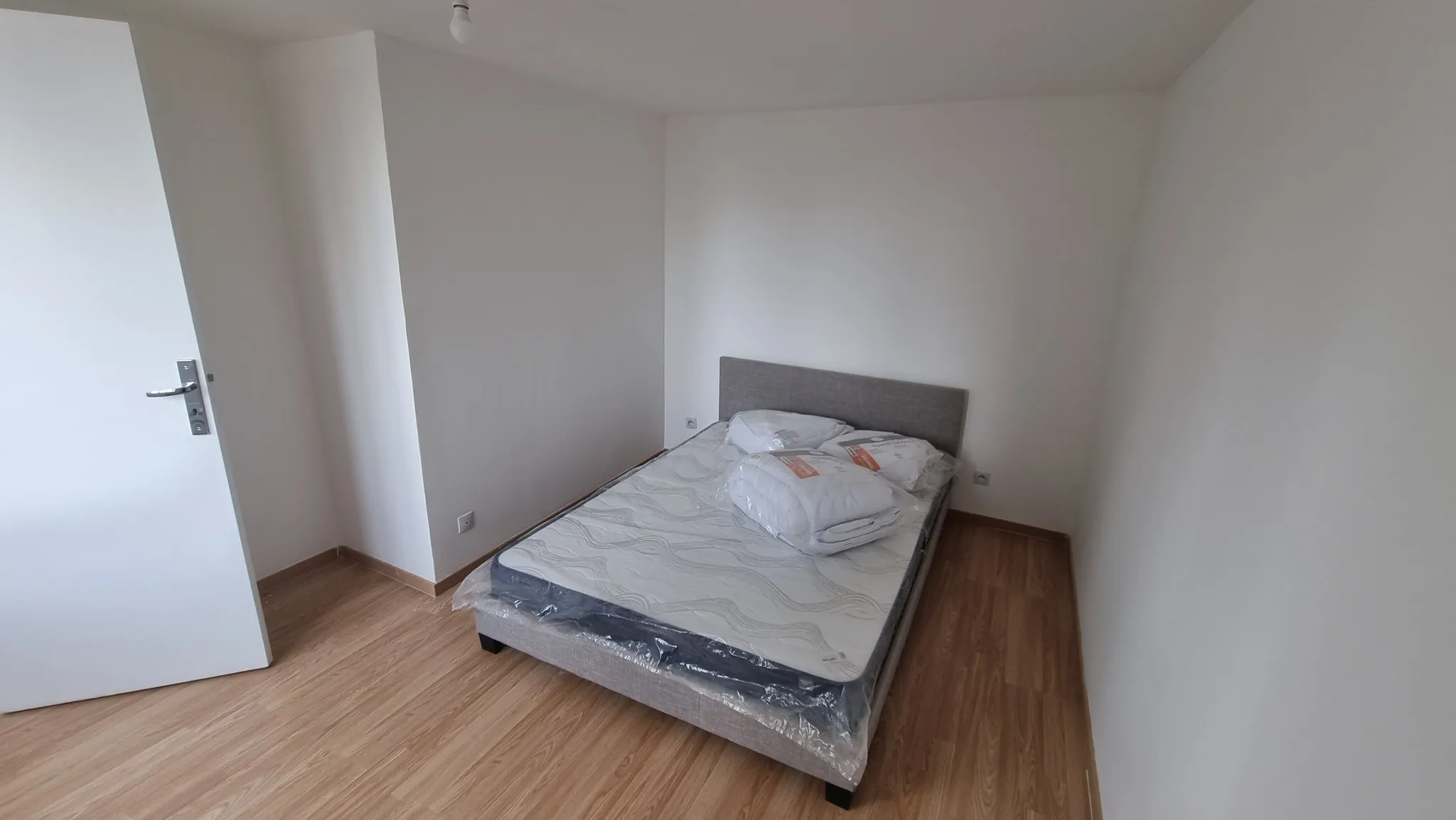 Appartement en duplex T4 à vendre à Roubaix pour 101 000 € 