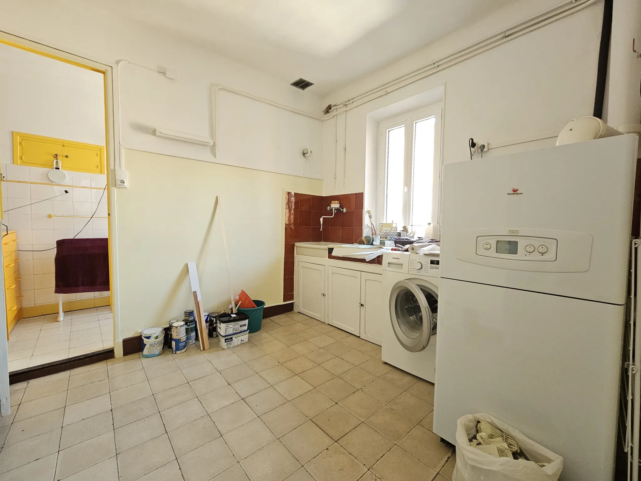 À vendre : Appartement T2 de 45 m² à Villeneuve-Loubet, à rénover 