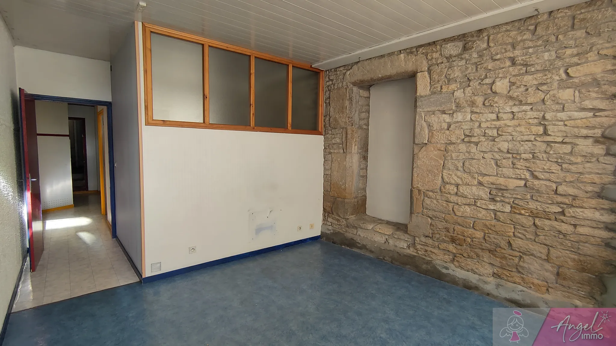 Immeuble de rapport à Orchamps - 202 m² sur 657 m² 