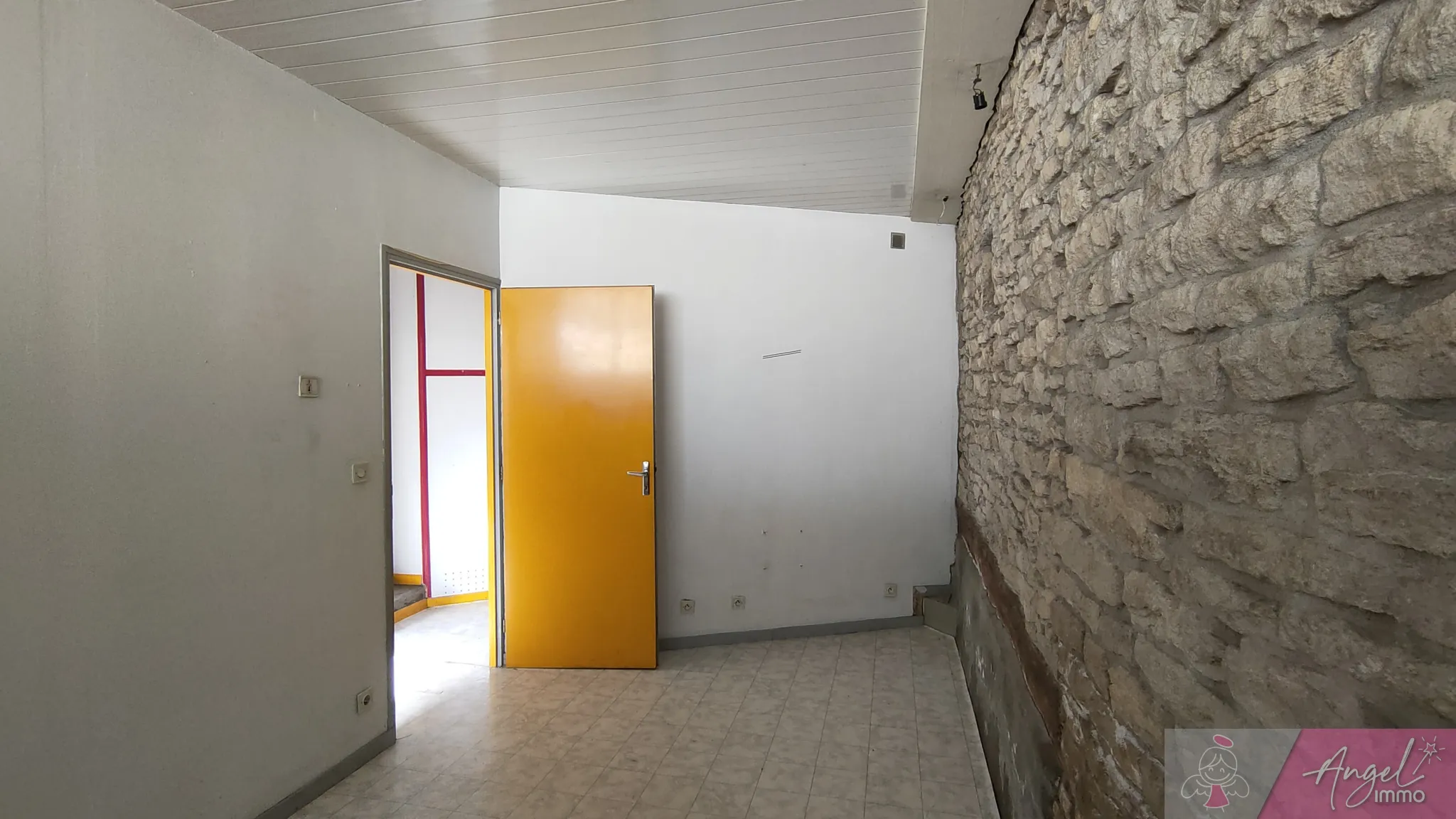 Immeuble de rapport à Orchamps - 202 m² sur 657 m² 