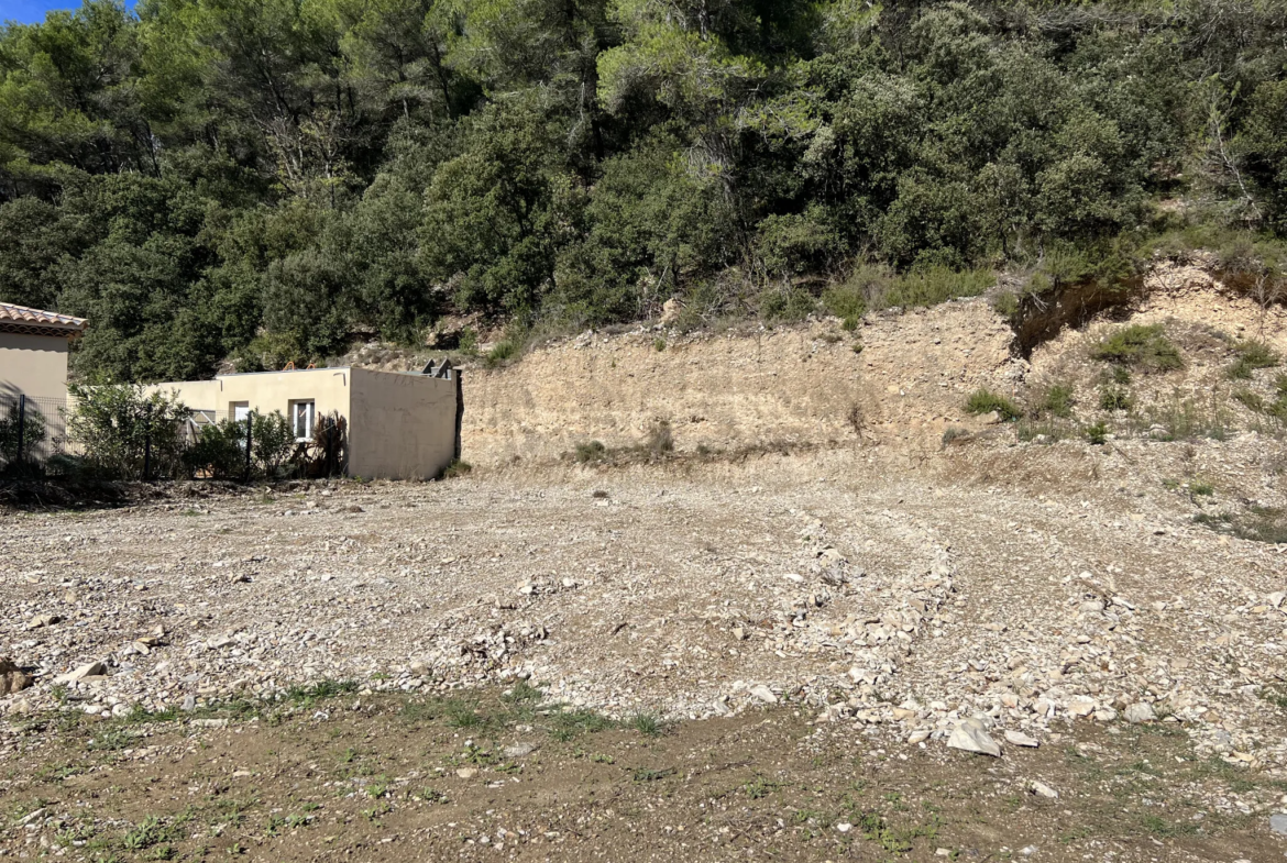 Terrain à bâtir viabilisé à Vaison la Romaine 