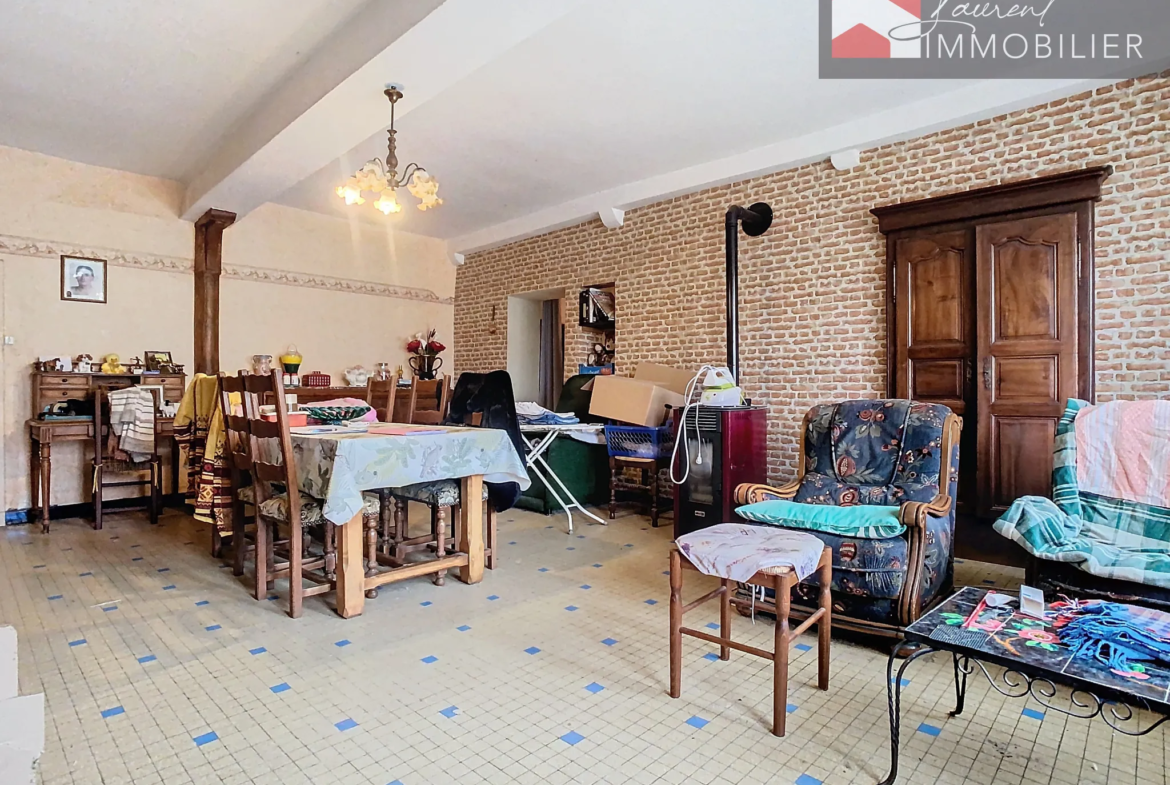 Maison avec 3 chambres et terrasse à vendre à Messey-Sur-Grosne 