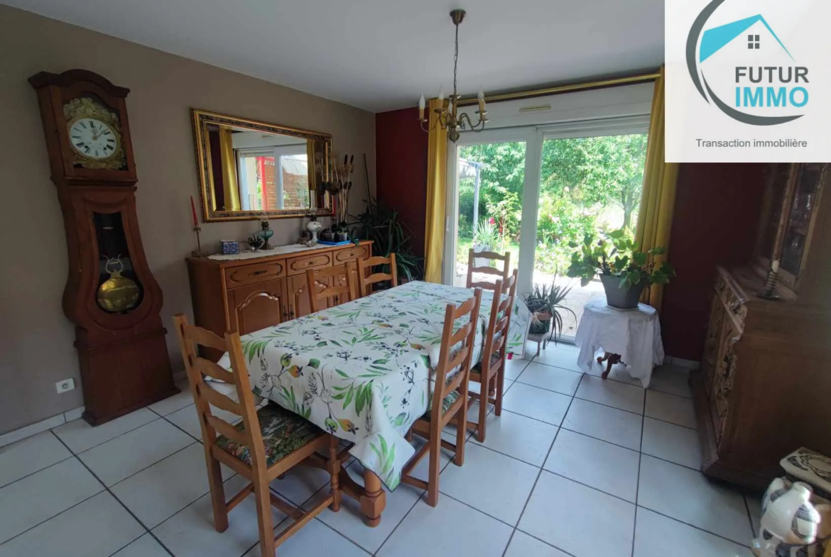 Vente Maison F5 140 m² à Mathay - Plain-pied avec Jardin 