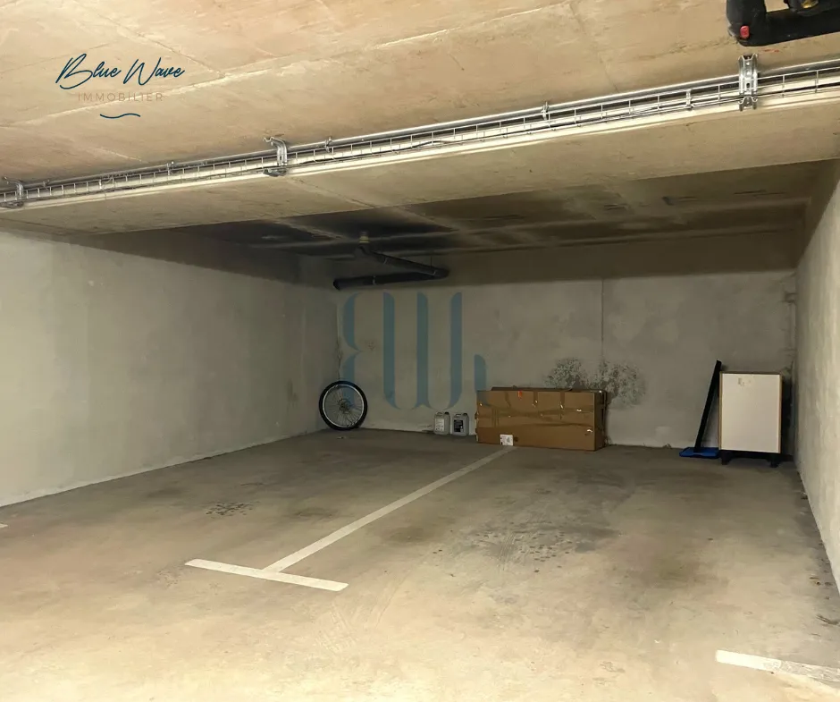 À vendre : T2 moderne à Fréjus avec terrasse et parking 