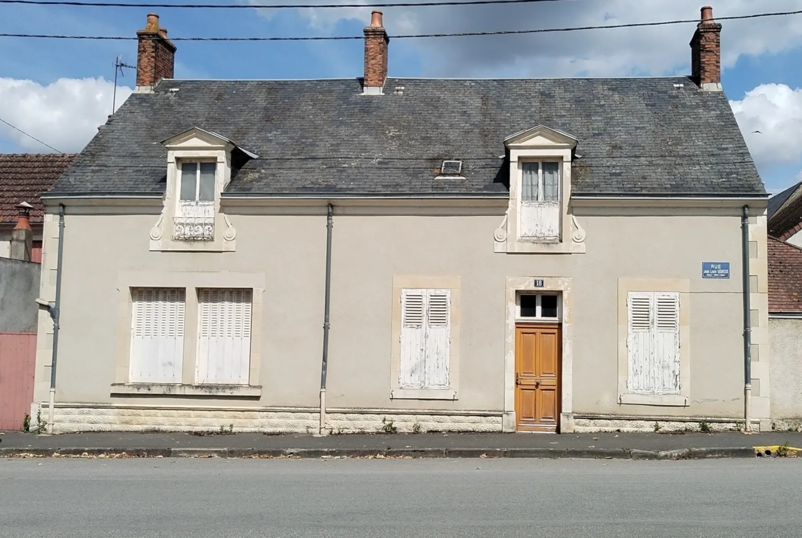 Maison de ville à vendre à La Guerche-Sur-l'Aubois 