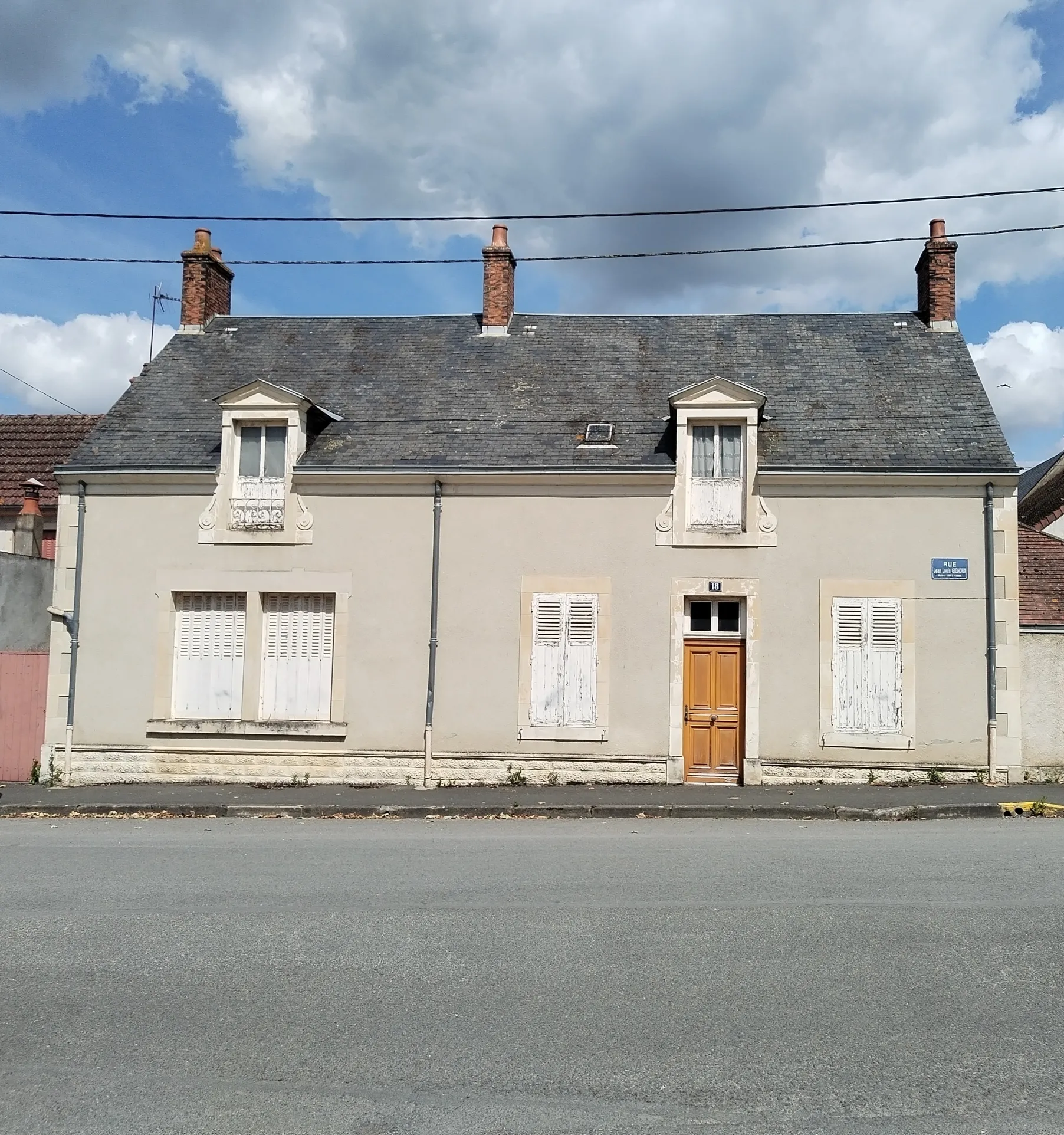 Maison de ville à vendre à La Guerche-Sur-l'Aubois 