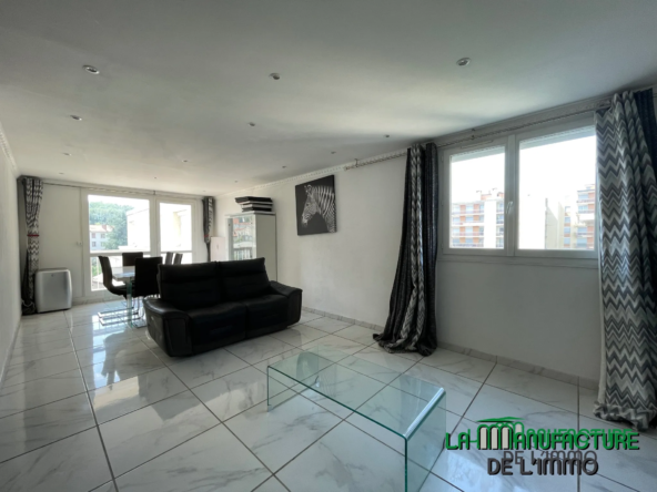 Vente Appartement F5 100,29 m² - Hauts de Jacquard - 120 000 €