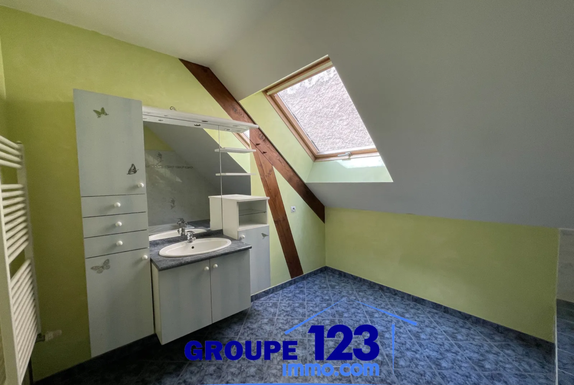 Pavillon à Migennes - 4 chambres et jardin de 1183 m² à vendre 