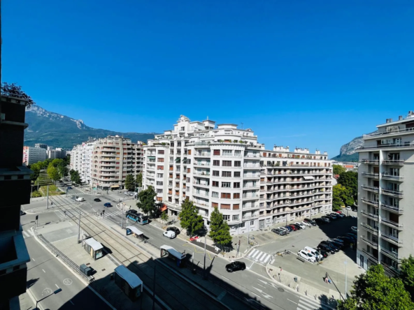 Spacieux Appartement T4 88 m² à Grenoble - Caserne de Bonne