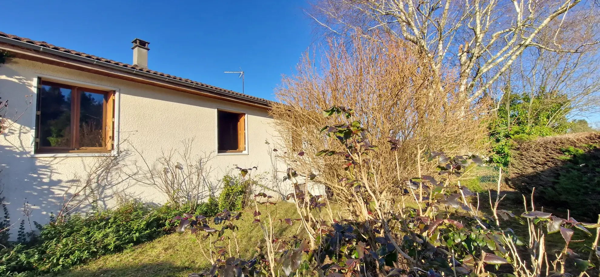 Maison familiale spacieuse avec jardin à Meuzac 