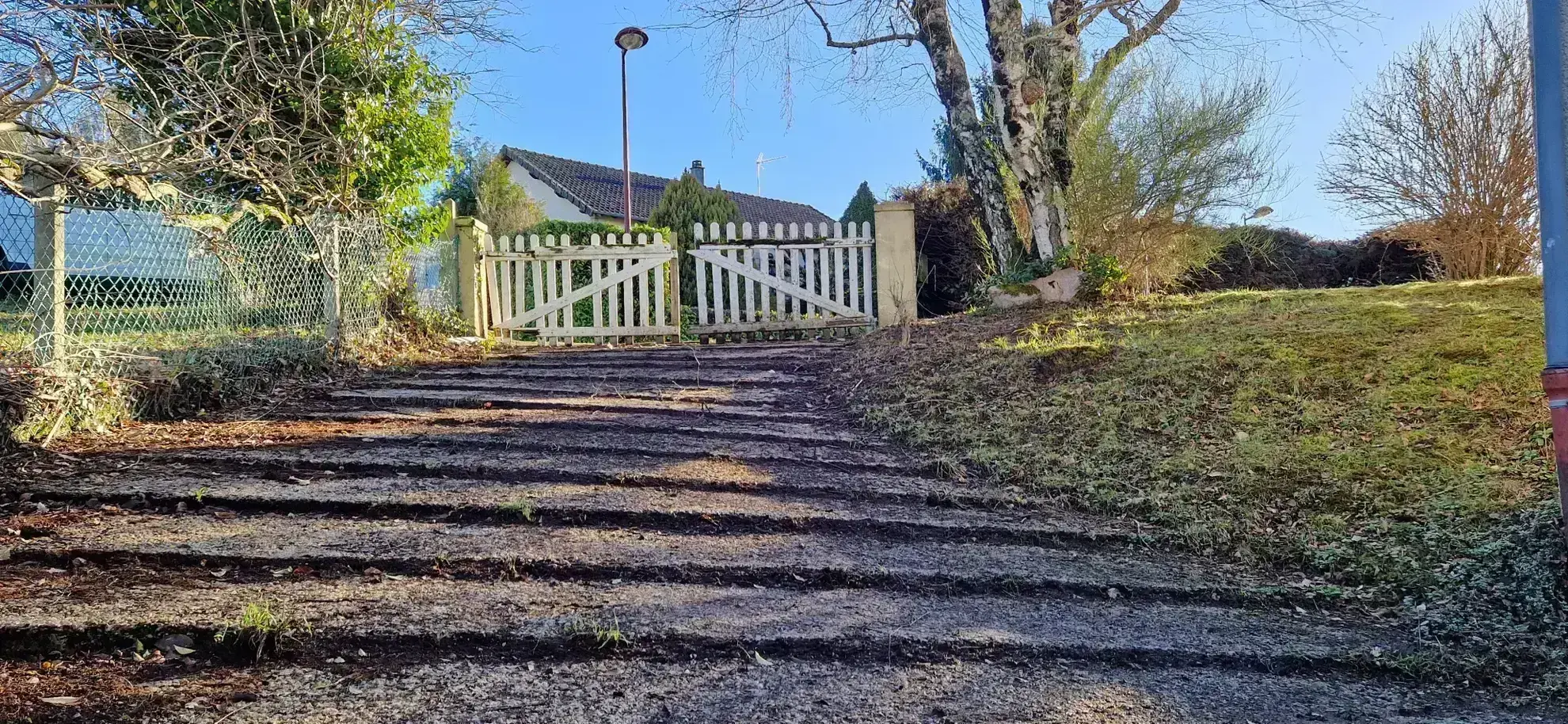 Maison familiale spacieuse avec jardin à Meuzac 