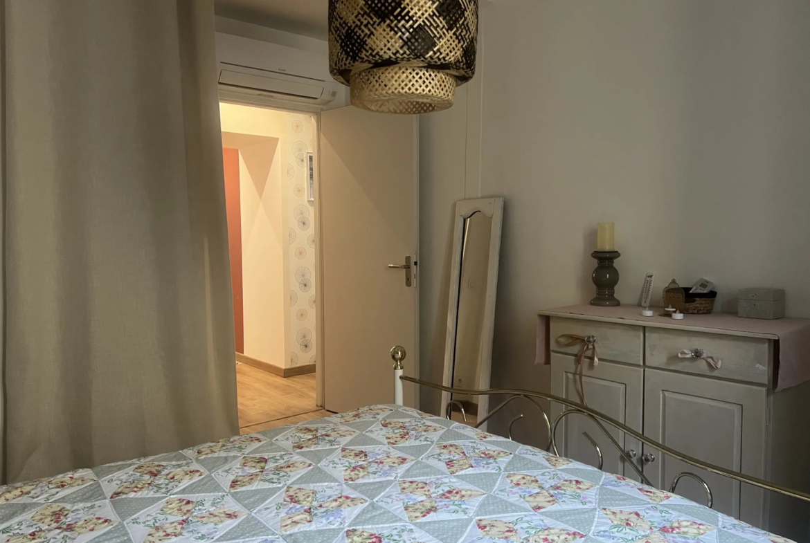 Appartement rénové avec 2 chambres à vendre à Port-Vendres 