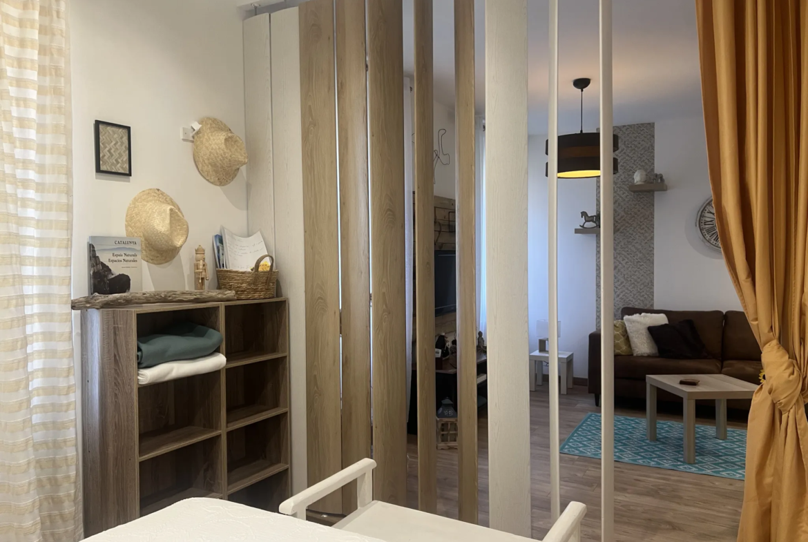 Appartement rénové avec 2 chambres à vendre à Port-Vendres 