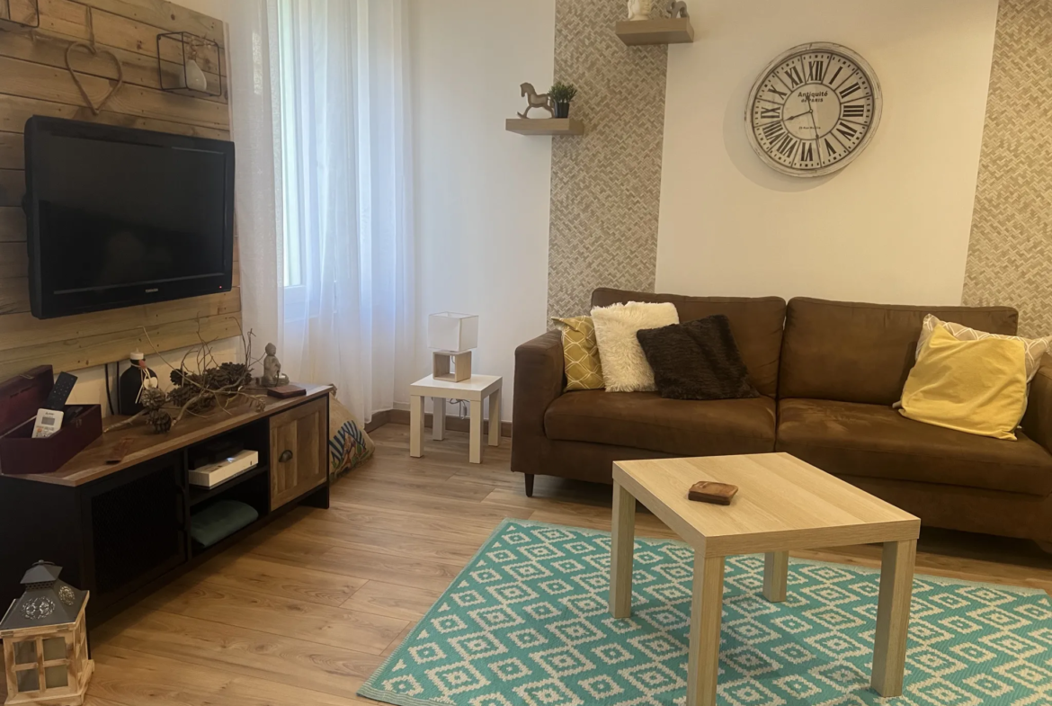 Appartement rénové avec 2 chambres à vendre à Port-Vendres 