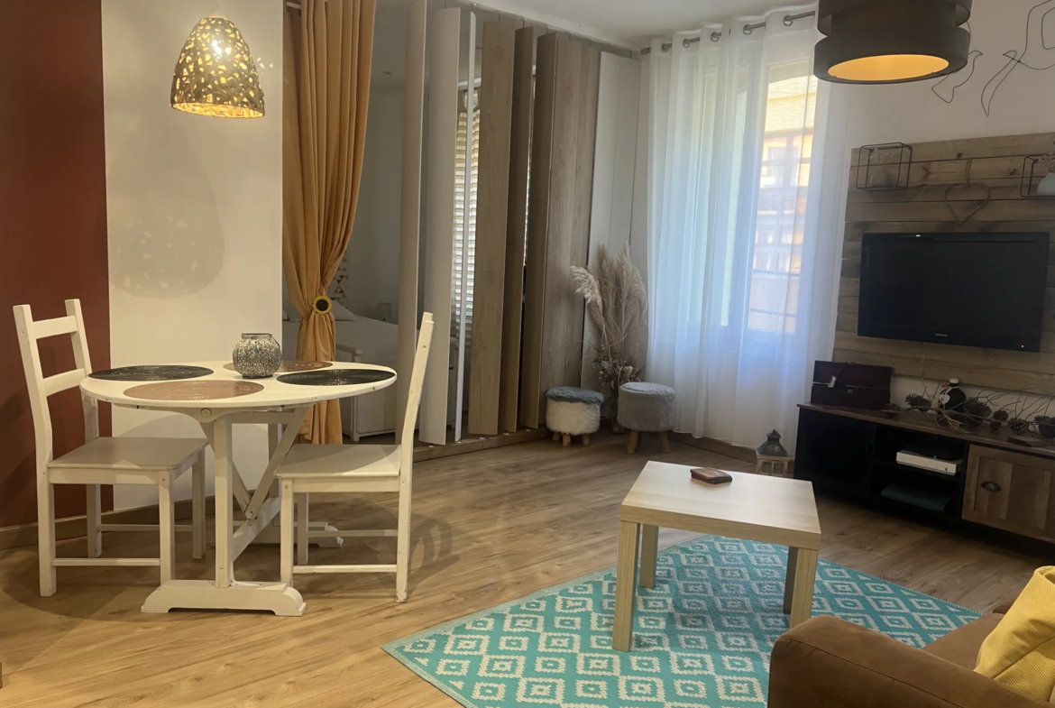 Appartement rénové avec 2 chambres à vendre à Port-Vendres 