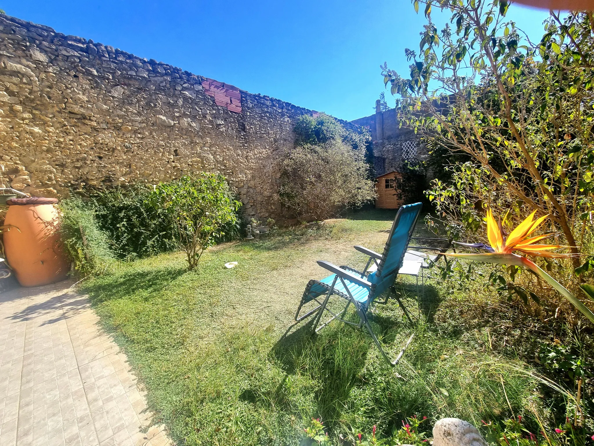 Spacieuse Maison Familiale avec Jardin à Sallèles-d'Aude 