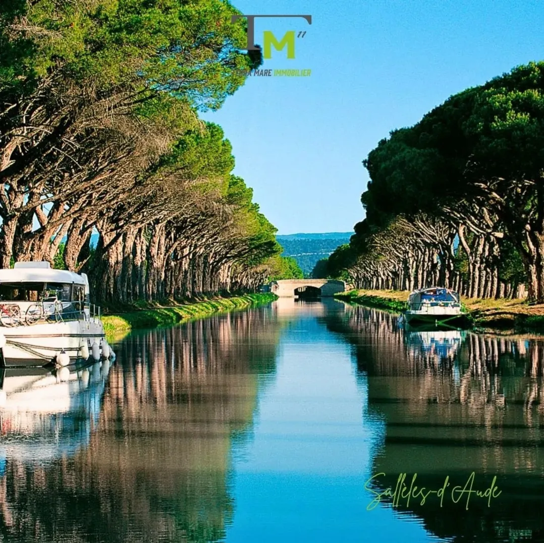 Spacieuse Maison Familiale avec Jardin à Sallèles-d'Aude 