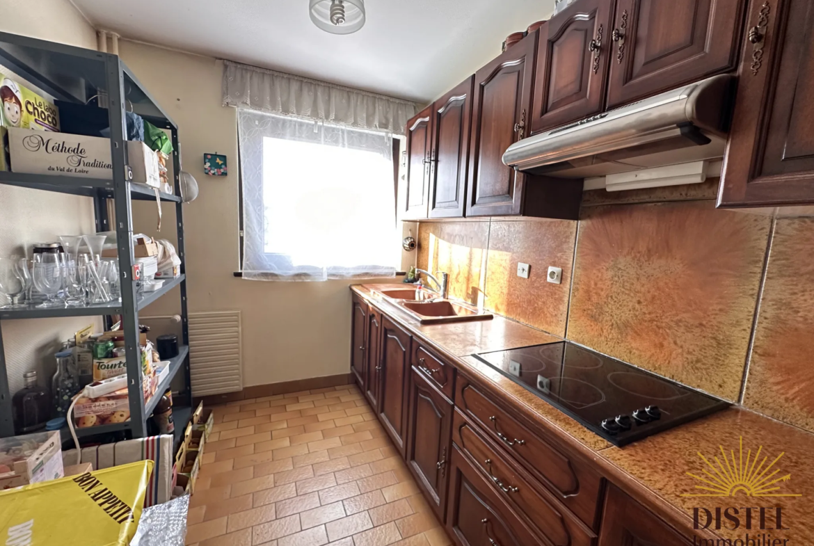 Appartement lumineux de 84 m² avec garage à Strasbourg 