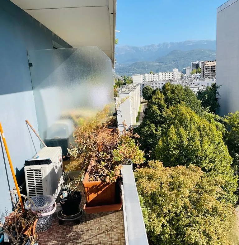 Appartement T5 à Grenoble - Résidence de Standing avec Vue Exceptionnelle 