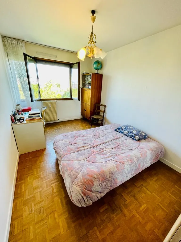 Appartement T5 à Grenoble - Résidence de Standing avec Vue Exceptionnelle 